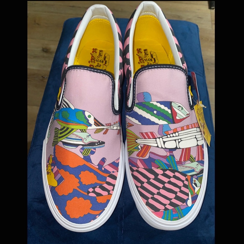 *SOLD*  LIMITED EDITION: VANS x The Beatles - Yellow Submarine Sea of Monsters